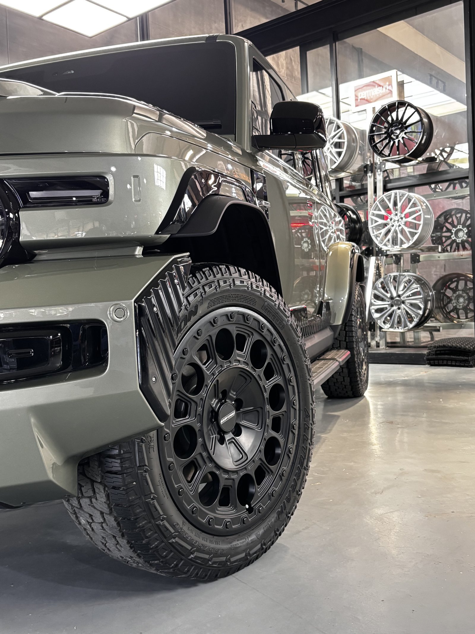 Rear Details